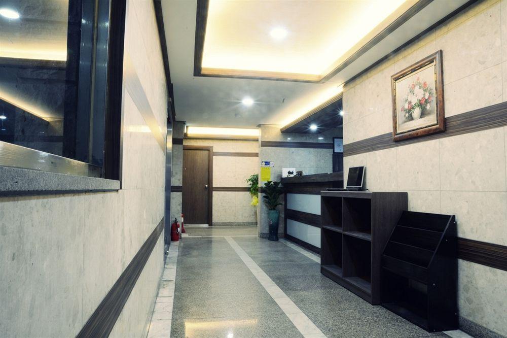 Jj Inn Busan Buitenkant foto