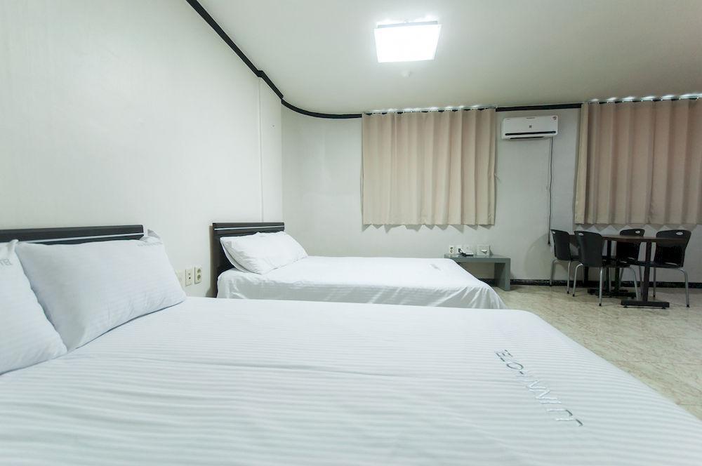 Jj Inn Busan Buitenkant foto